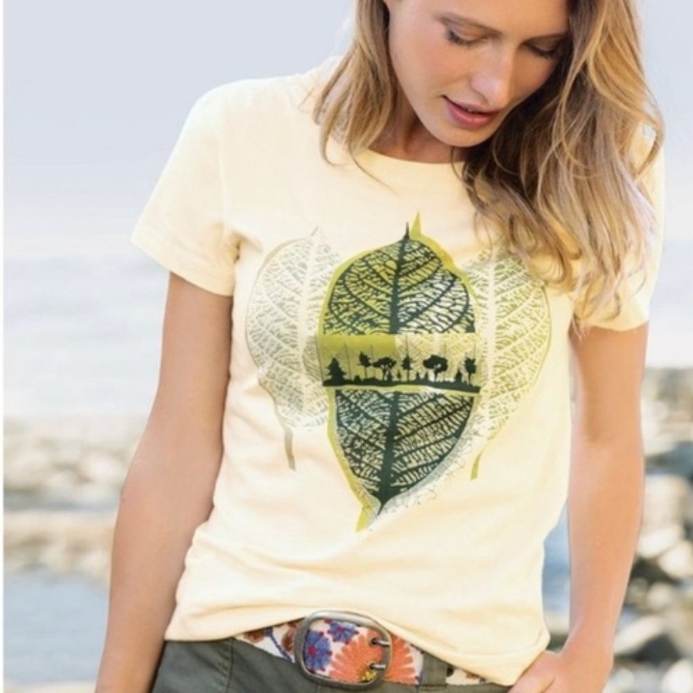 Sahalie Saturday Market Women Tee Shirt leaves trees 100% cotton NEW